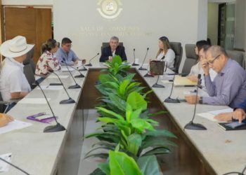 Legisladores coordinan esfuerzos en beneficio de los pueblos originarios