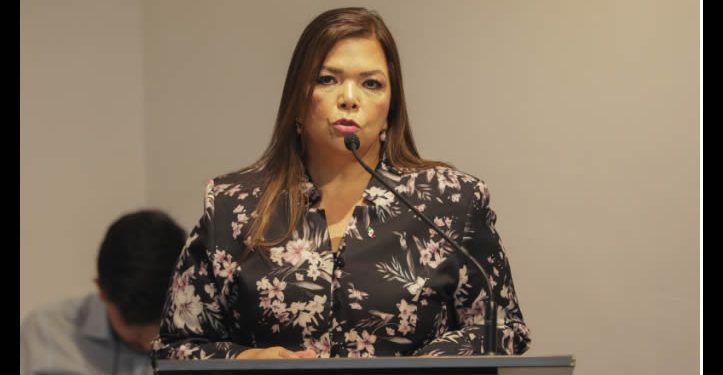 Socializa diputada Gabriela Tapia reformas a la Ley del Isssteson
