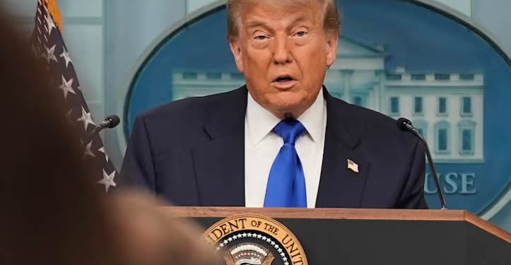 El Supremo de EE UU limita el poder de los jueces para oponerse a la agenda de Trump en el caso de la ciudadanía por nacimiento