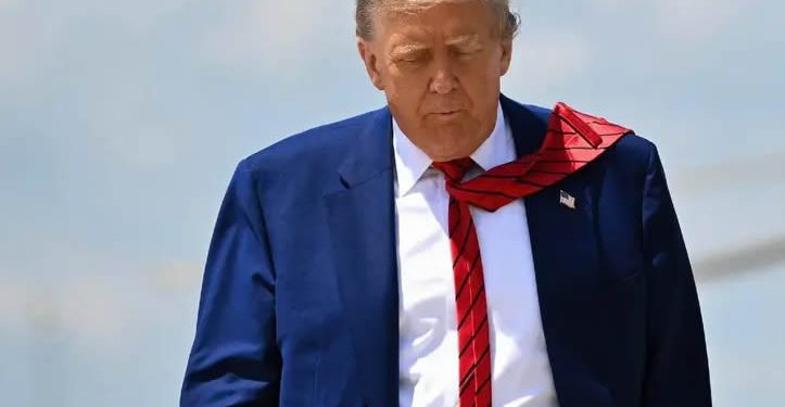 Jueza suspende indefinidamente medidas de Trump contra Harvard