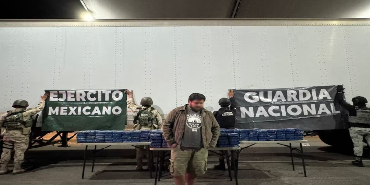 Condenan a sujeto que llevaba más de 300 kilos de cocaína entre cajas de abarrotes en un camión en Sonora