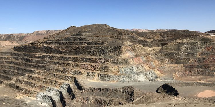 Minera Penmont de la familia Bailléres se ampara para evadir pago millonario a ejidatarios de El Bajío, Sonora