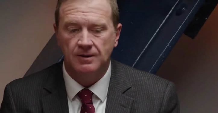 Senador propone subir de 3.5 a 5% impuesto a remesas tras “burla” de Noroña