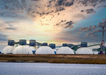 Mexico Pacific Limited: Retrasos, conflictos y errores en el proceso de obtención de permisos frenan el mayor proyecto de GNL de México