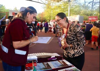 Llevan el “Sonora Atiende” a la colonia Olivares