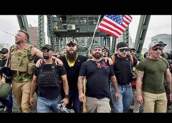 “Dispara a un par, el resto huirá”: la ultraderecha alienta el terror contra la protesta ‘No Kings’