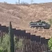 Vigilan tanquetas del Ejército de Estados Unidos la frontera de Sonora