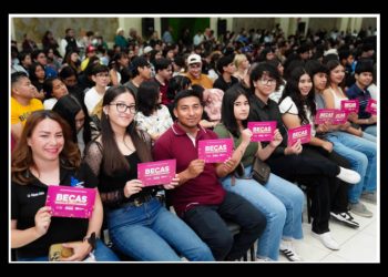 Durazo impulsa la transformación de Nogales con más de mil becas universitarias y modernización carretera