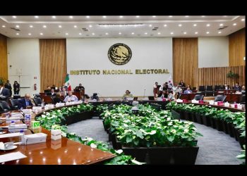 Renuncian dos de los principales directores de estructura operativa del INE