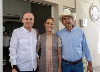 Abordan Sheinbaum y Durazo cierre de frontera de EU al ganado en pie