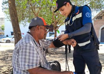 Mantiene Ayuntamiento de Hermosillo operativo de ayuda a personas vulnerables ante altas temperaturas