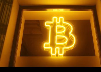 ¡Bitcoin rompe récord! Supera los 120 mil dólares por primera vez impulsado por el Congrso de EU