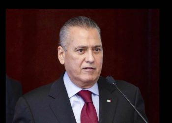Permanente concede licencia a Manlio Fabio Beltrones por tiempo indefinido