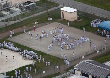 Hermanos detenidos en Alcatraz de los Caimanes ya están en México