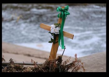 Suman 131 muertos y más de 150 desaparecidos tras severas inundaciones en Texas