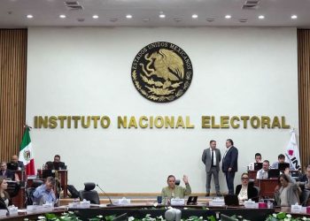 INE multa a partidos por irregularidades en pago de impuestos