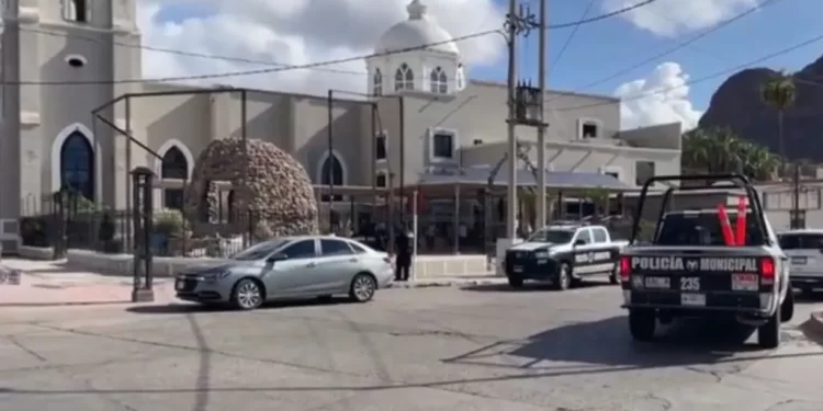 Hombre Golpea a Sacerdote y Roba las Limosnas en Iglesia de San Fernando en Guaymas
