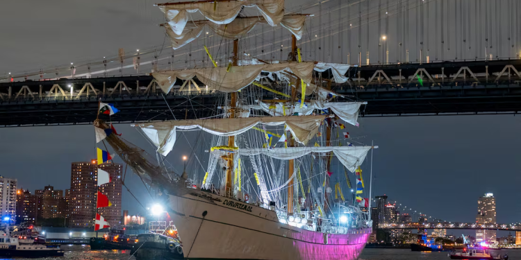 Buque Cuauhtémoc sufrió daños por más de 500 mil dólares en accidente en NY, según informe; no indica las causas del suceso