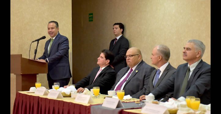 Necesaria la colaboración permanente de todos los niveles de gobierno para construir la paz: Toño Astiazarán