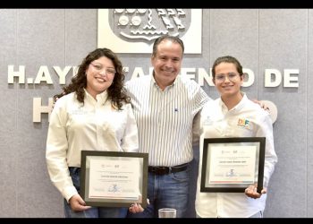 Reconoce Toño Astiazarán a egresados de Orquesta Infantil y Juvenil de Hermosillo que se profesionalizarán en la música