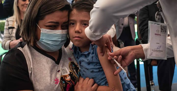 Más de 340.000 niños en México no recibieron ninguna vacuna en 2024