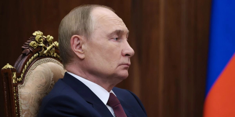 Londres busca socavar esfuerzos de paz entre Rusia y EU, denuncia Moscú