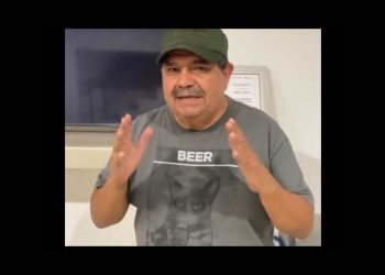 Denuncian invasión de predios en Bahía Kino por parte de una funcionaria de gobierno estatal