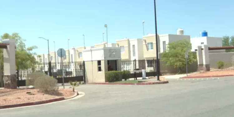 Joven Presuntamente Golpeó y Amenazó con Un Cuchillo a Sus Padres en Hermosillo; Fue Detenido