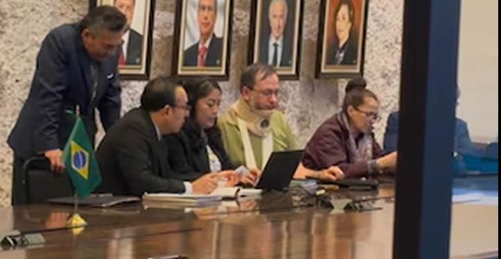 MP acude al Senado para tomar denuncia de Noroña contra Alito Moreno y desata ola de críticas: “Justicia a domicilio”