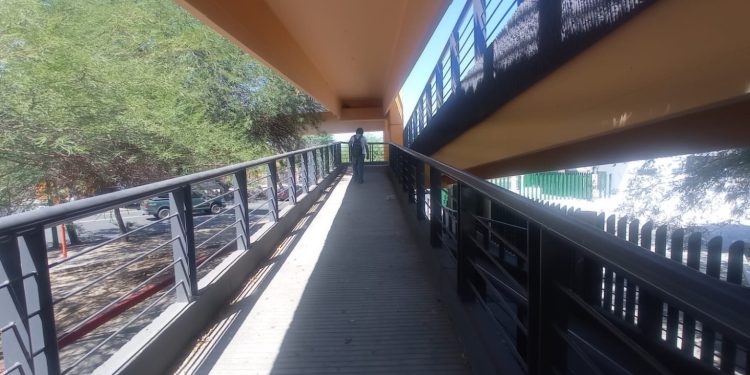 Estudiantes de la Universidad de Sonora piden puente peatonal inclusivo, y no un puente que aseguran, favorece a los automovilistas