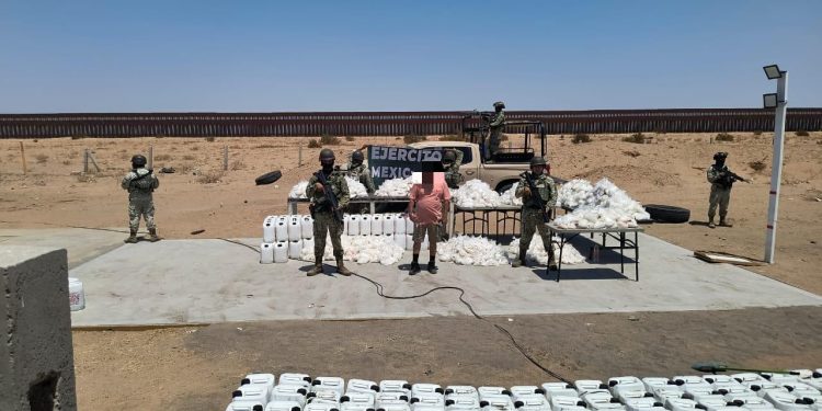 Decomisan 838 kilos de ‘cristal’ en zona fronteriza