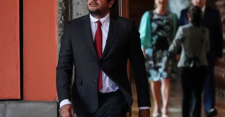 Los ataques contra el núcleo familiar de López Obrador arrecian dentro y fuera de Morena