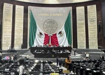 San Lázaro no conoce la austeridad; secretaria particular gana $165 mil mensuales