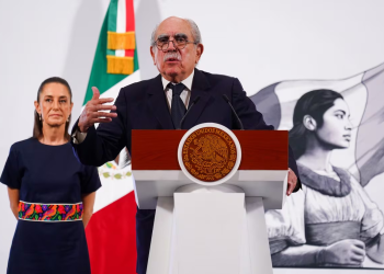 Pablo Gómez, un histórico de la izquierda para empujar la reforma electoral y convencer al PT y al Verde