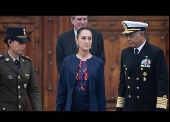 En Palacio ya hablan de una reforma para quitarle a los gobernadores el control sobre las notarías