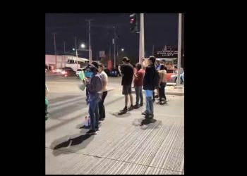 CFE regresa la luz a sectores afectados de Hermosillo