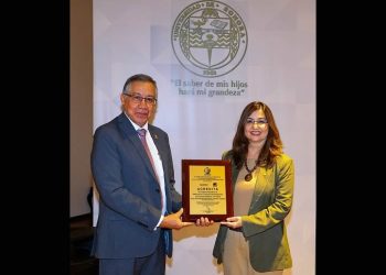 Acredita COMAEM programa de la escuela de medicina de la UNISON