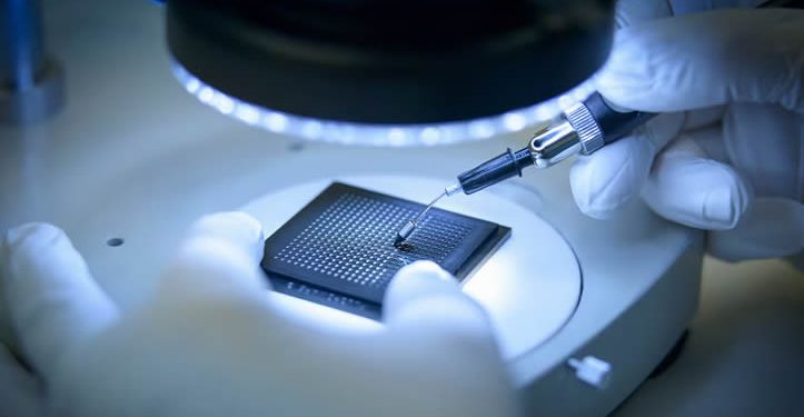 Se buscan ingenieros: México quiere insertarse en la carrera global de los semiconductores