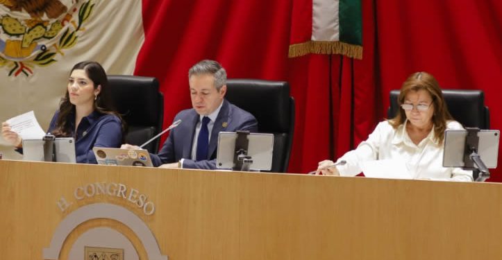 Da Diputación Permanente trámite a correspondencia y aprueba acta de sesión