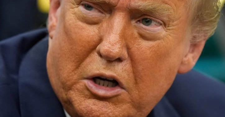 Corte de apelaciones de EU declara inconstitucionales aranceles de Trump; se mantienen, responde el Presidente