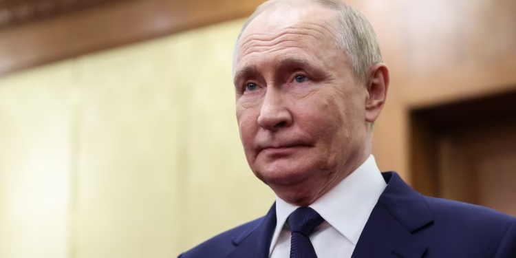 Inaceptable, propuesta de Putin de reunirse con Zelensky en Moscú: Ucrania; hay opciones “serias” para el encuentro, afirma canciller