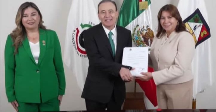 Entrega Durazo IV Informe al Congreso de Sonora