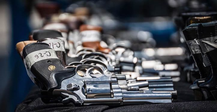 Misión Cortafuegos: México y Estados Unidos firman un “acuerdo histórico” para frenar el tráfico de armas