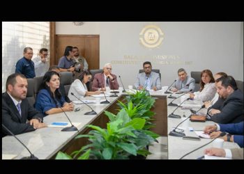 Recibe Comisión de Fiscalización del Congreso informes de los órganos internos de control