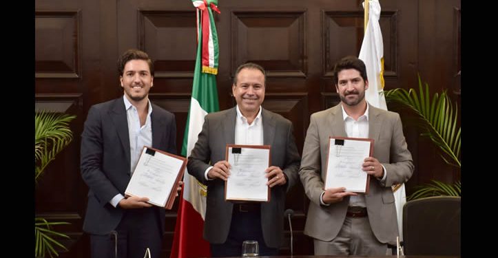 Firma Toño Astiazarán concesión de libramiento norponiente en Hermosillo que mejorará movilidad