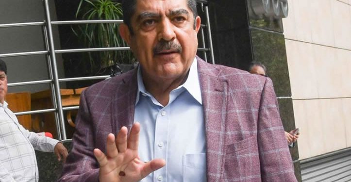 Manuel Espino sufre derrame cerebral; se encuentra en terapia intensiva