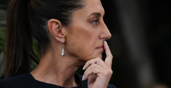 Claudia llega a Sonora en medio de las tensiones con Durazo por la sucesión