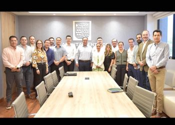 Facilita Toño Astiazarán instalación de empresas para impulsar empleos mejor pagados