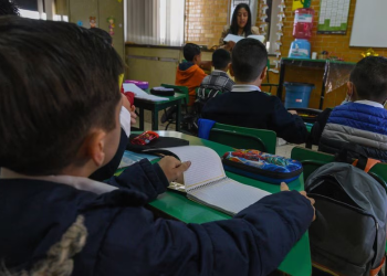 SEP refuerza apoyo a estudiantes migrantes en México