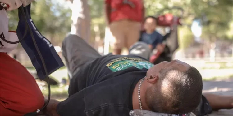 Pese a lluvias; suman 79 defunciones por golpe de calor en el país